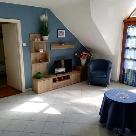 Apartment Krisztinusz Vendeghaz Fonyod